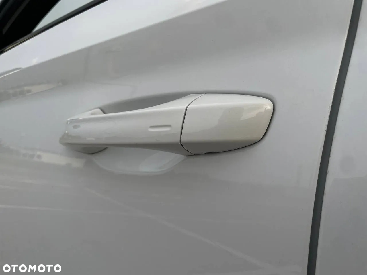 Skoda Superb Combi 2.0 TDI DSG Sportline - 11