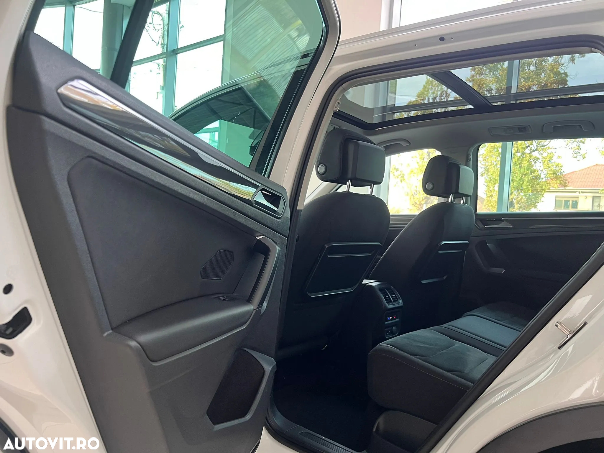 Volkswagen Tiguan - 21