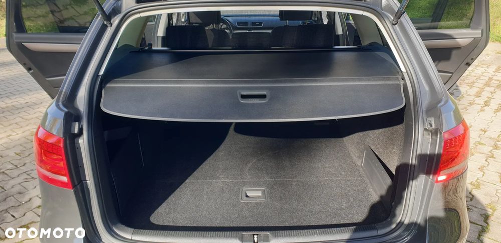 Volkswagen Passat Variant 2.0 TDI DSG BlueMotion Technology Exclusive - 25