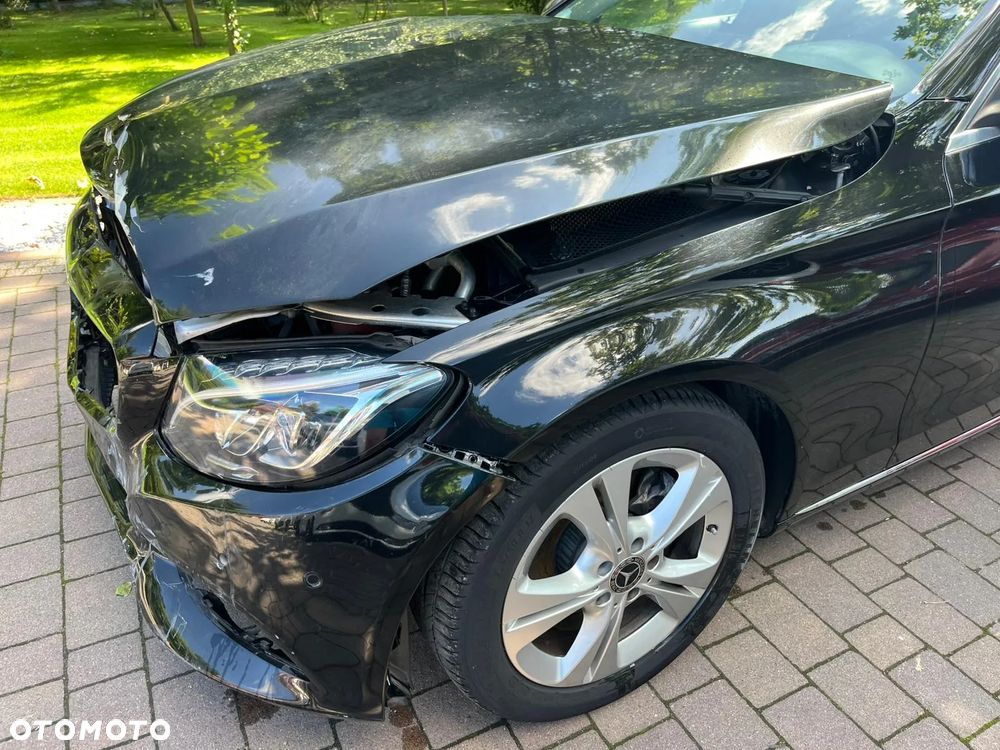 Mercedes-Benz Klasa C 220 (BlueTEC) d BlueEffICIENCY Edition 7G-TRONIC - 6