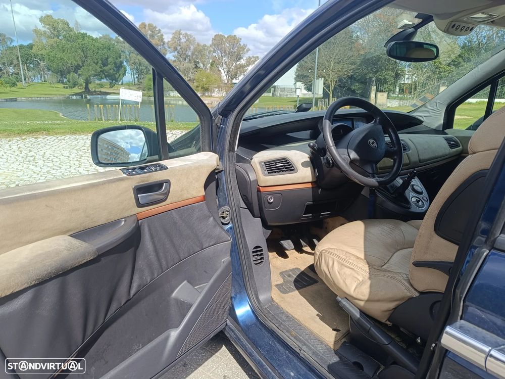 Lancia Phedra 2.0 M-jet Executive - 4