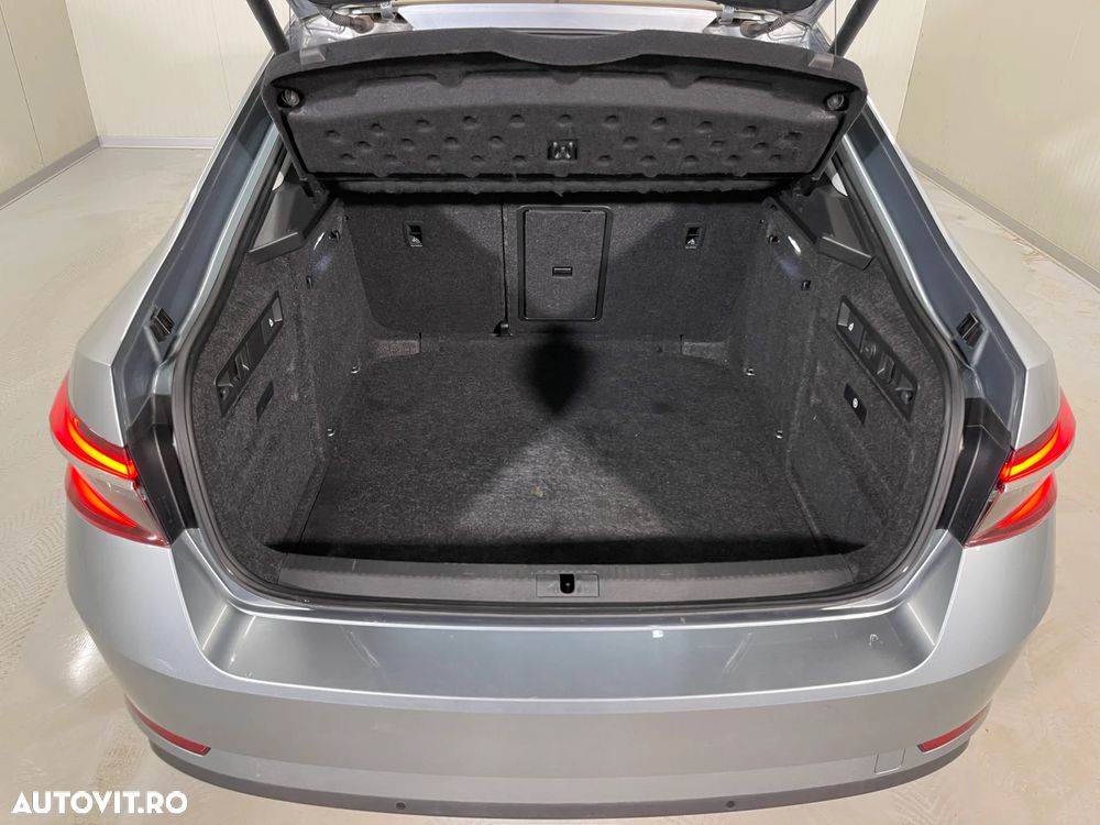 Skoda Superb 2.0 TDI DSG Ambition - 12