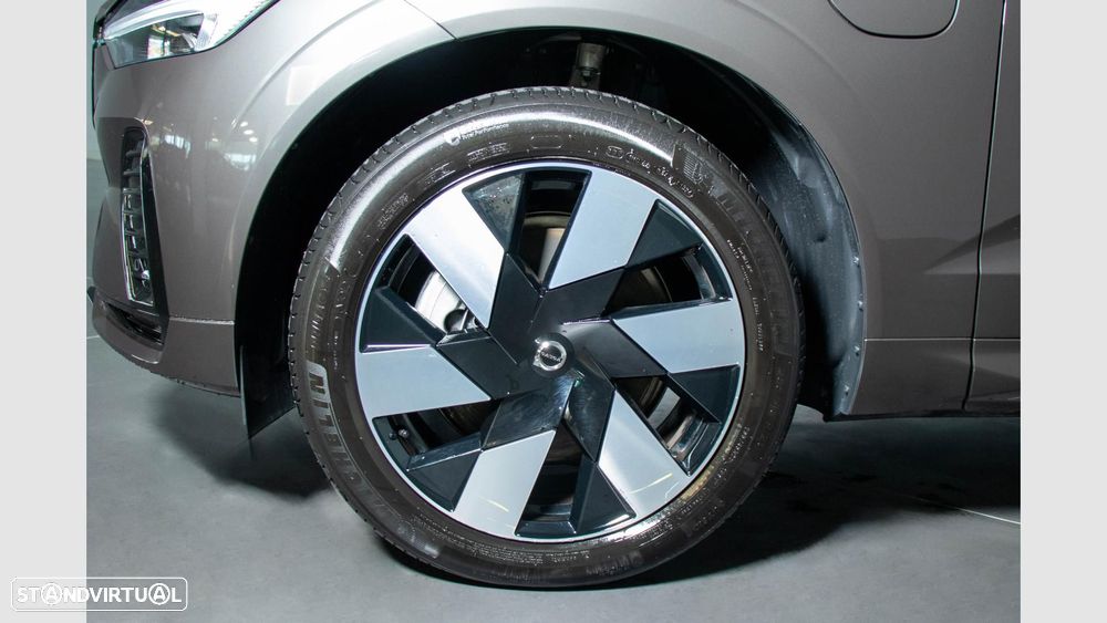 Volvo XC 60 2.0 T6 PHEV Core AWD - 9