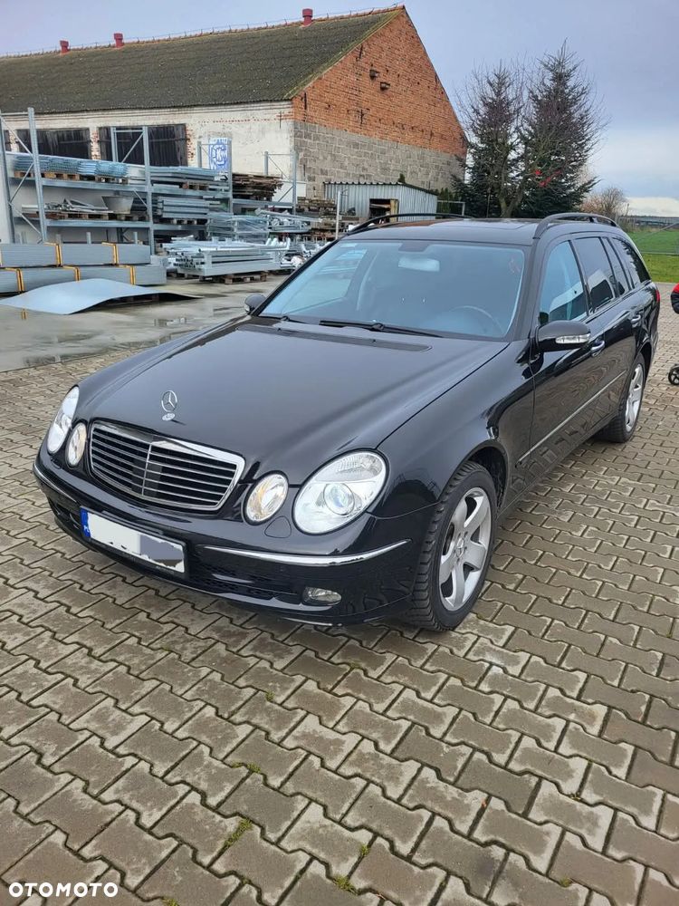 Mercedes-Benz Klasa E 500 4-Matic T Avantgarde - 2