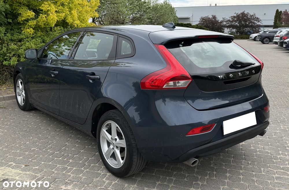 Używany Volvo V40 2018 - 39 900 PLN, 194 000 km - Otomoto.pl
