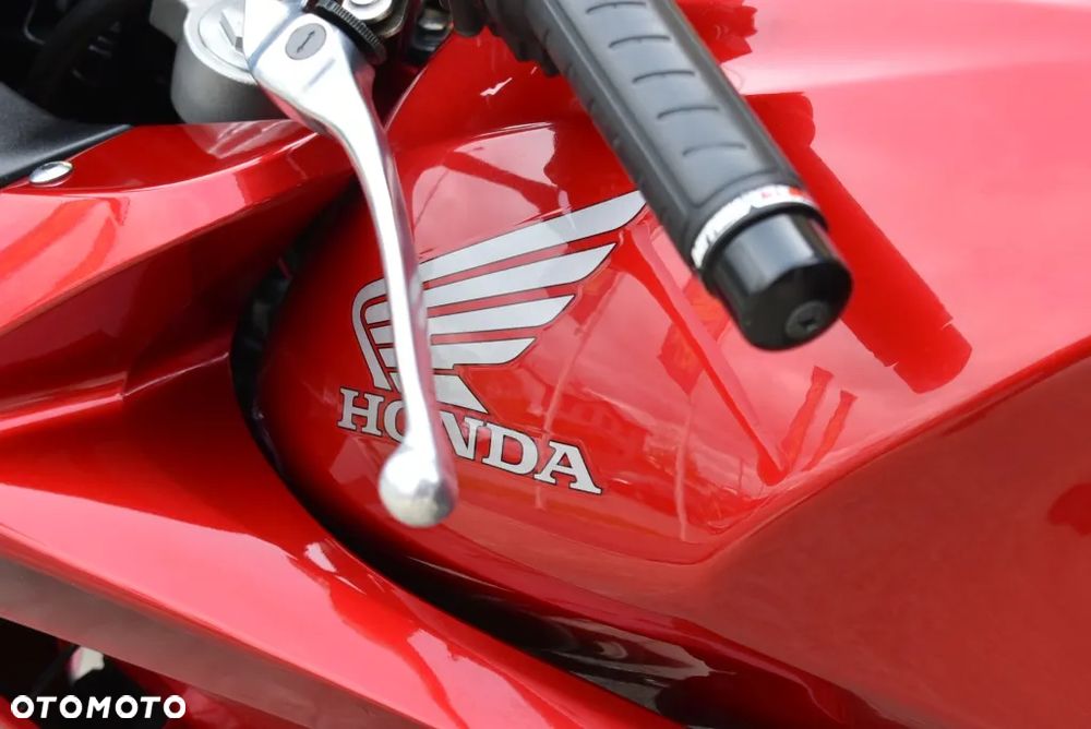 Honda CBF - 22