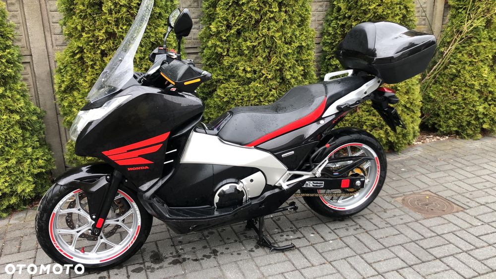 Honda NC - 12