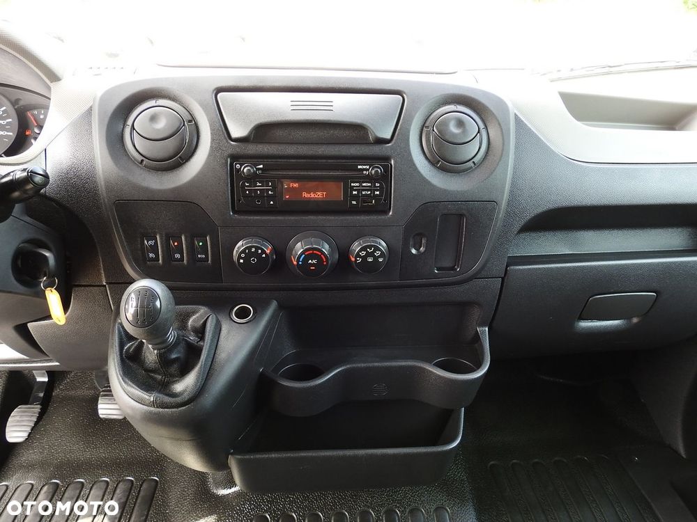 Renault MASTER PLANDEKA 8 PALET TEMPOMAT KLIMATYZACJA  170KM - 33