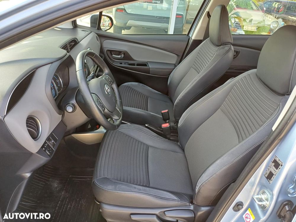 Toyota Yaris 1.5 VVT-i HSD Luna - 18