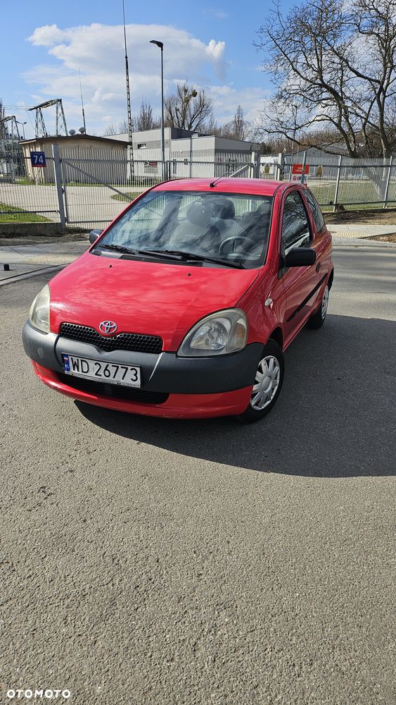 Toyota Yaris 1.0 Base - 3