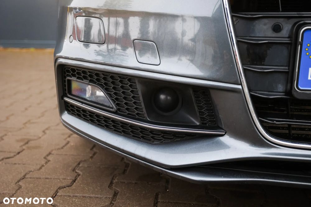 Audi A4 Avant 2.0 TDI DPF quattro S tronic S line Sportpaket - 15