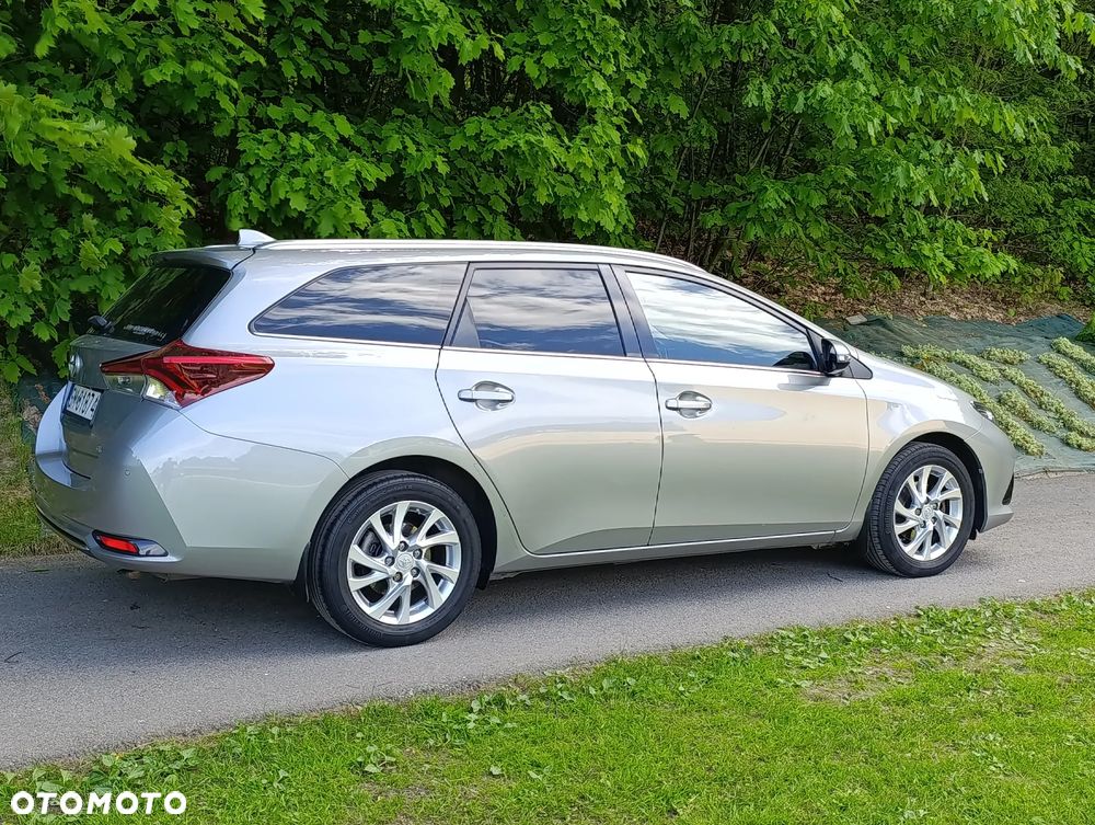 Toyota Auris 1.6 Comfort - 11
