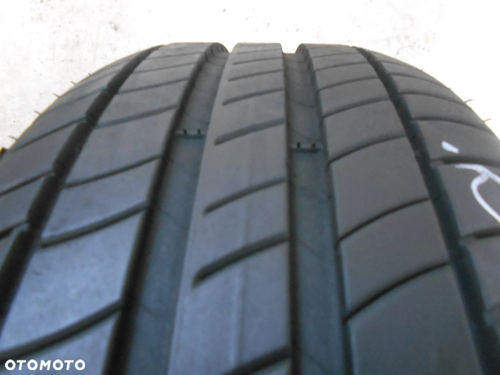 OPONA POJEDYNKA 215/50R18 MICHELIN PRIMACY 3 AO1 DOT 0520 7MM - 2