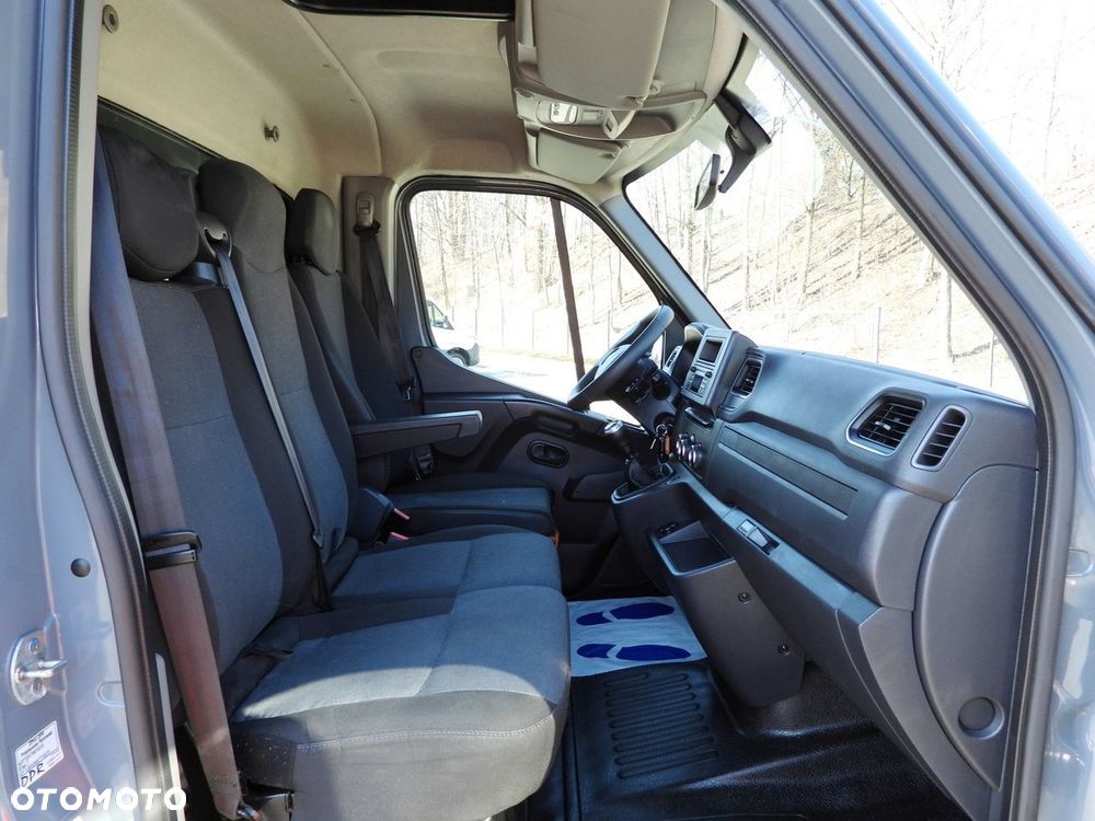 Renault MASTER PLANDEKA 10 PALET WEBASTO TEMPOMAT LEDY PNEUMATYKA KLIMATYZACJA  165KM - 37