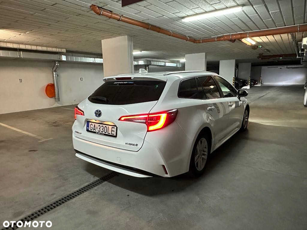 Toyota Corolla 1.8 Hybrid Comfort - 6