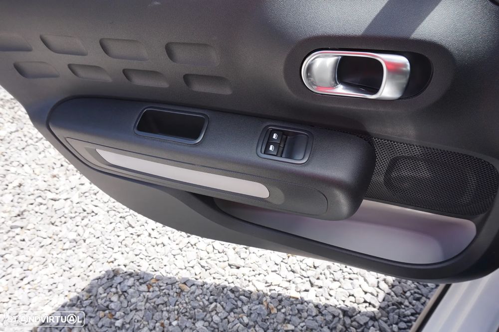Citroën C3 1.2 PureTech Feel - 33