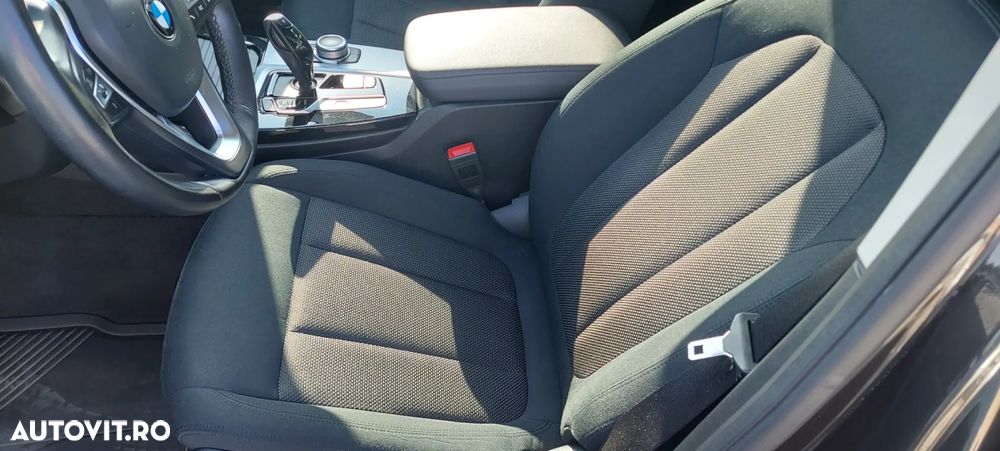 BMW X3 xDrive20i Aut. Advantage - 16