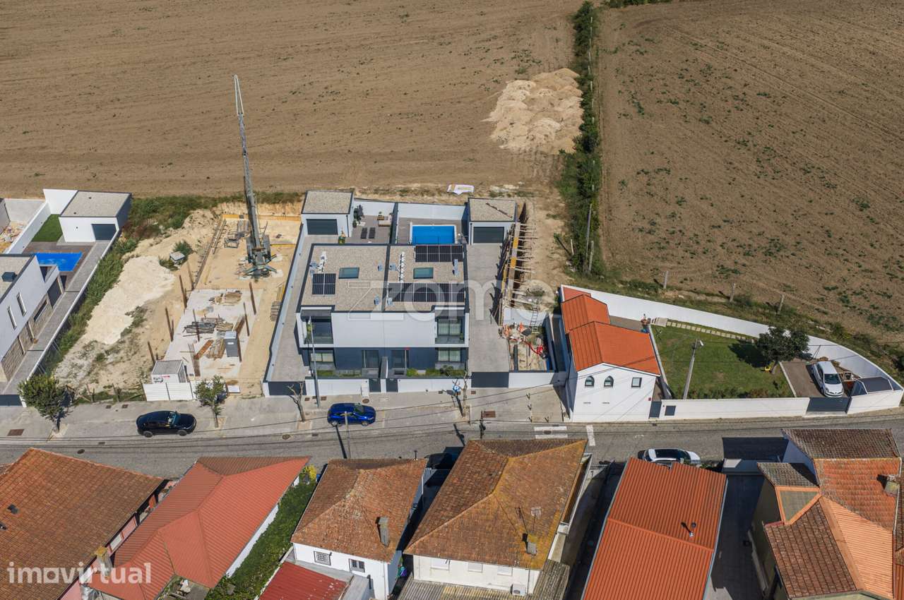 Moradia Nova T4 com Piscina à Maia - Grande imagem: 4/32