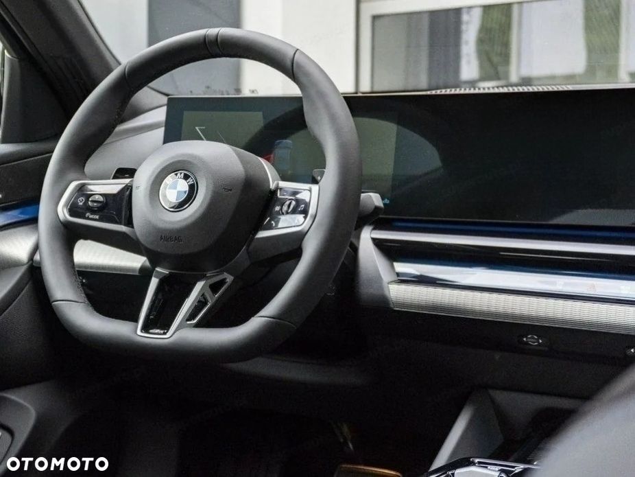 BMW Seria 5 520i mHEV M Sport - 12