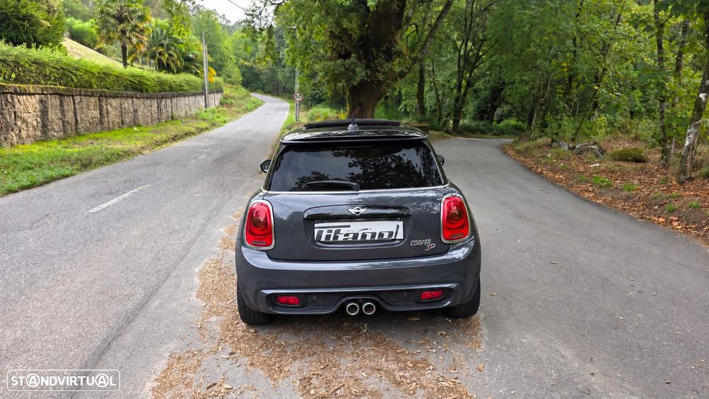 MINI 3 Portas Cooper SD Metropolitan — fotografia 9