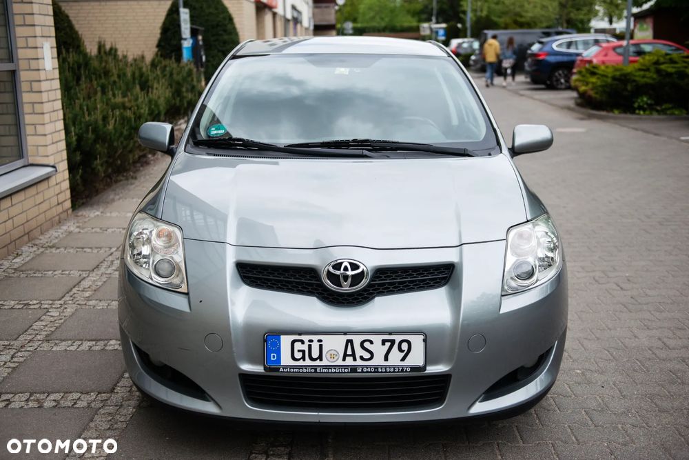 Toyota Auris 1.33 VVT-i Premium - 1