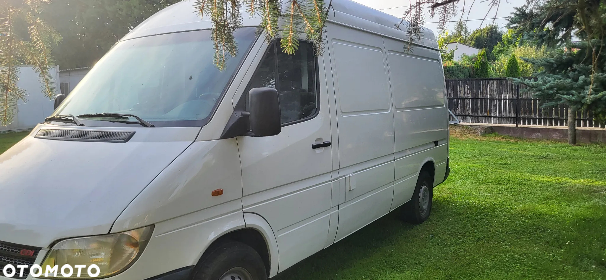Mercedes-Benz Sprinter - 32