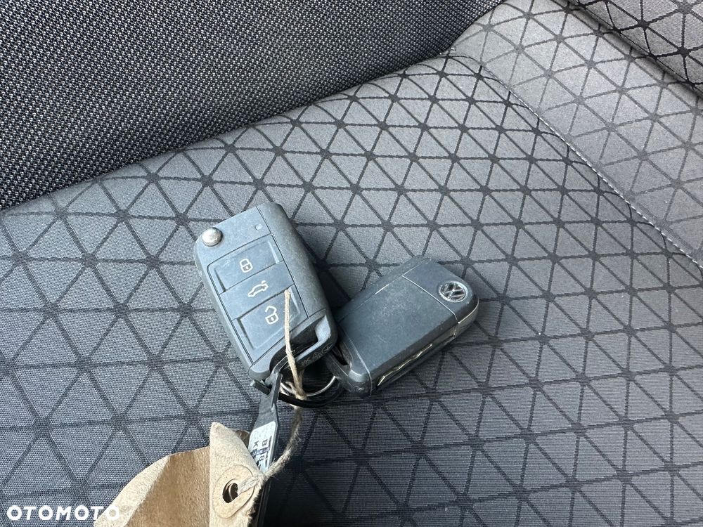 Volkswagen T-Cross 1.0 TSI Style DSG - 19