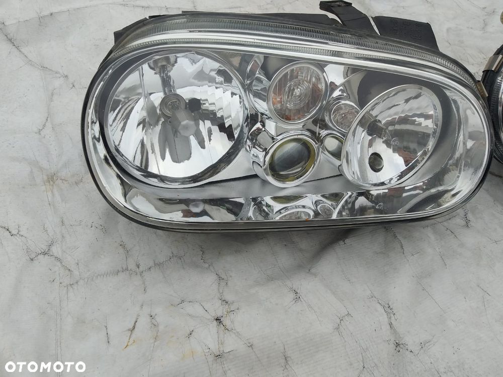 Lampa PRAWA VW Golf IV 4- Europa Oryginał - 3