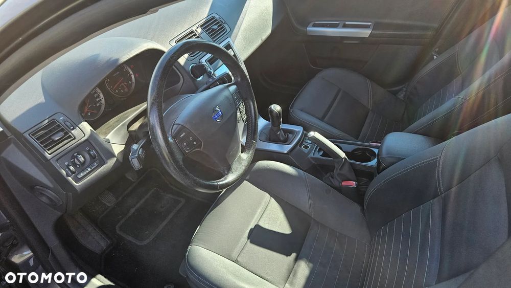 Volvo S40 T5 AWD Sport - 8
