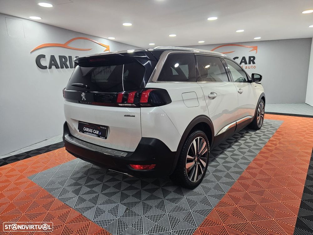 Peugeot 5008 - 5