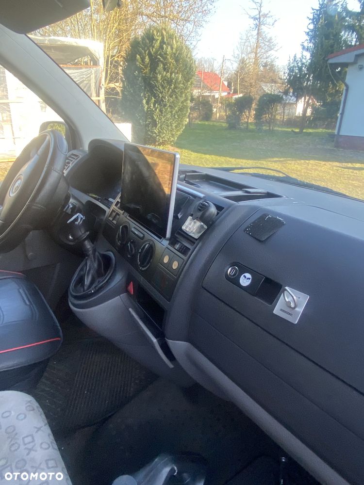 Volkswagen Transporter - 14