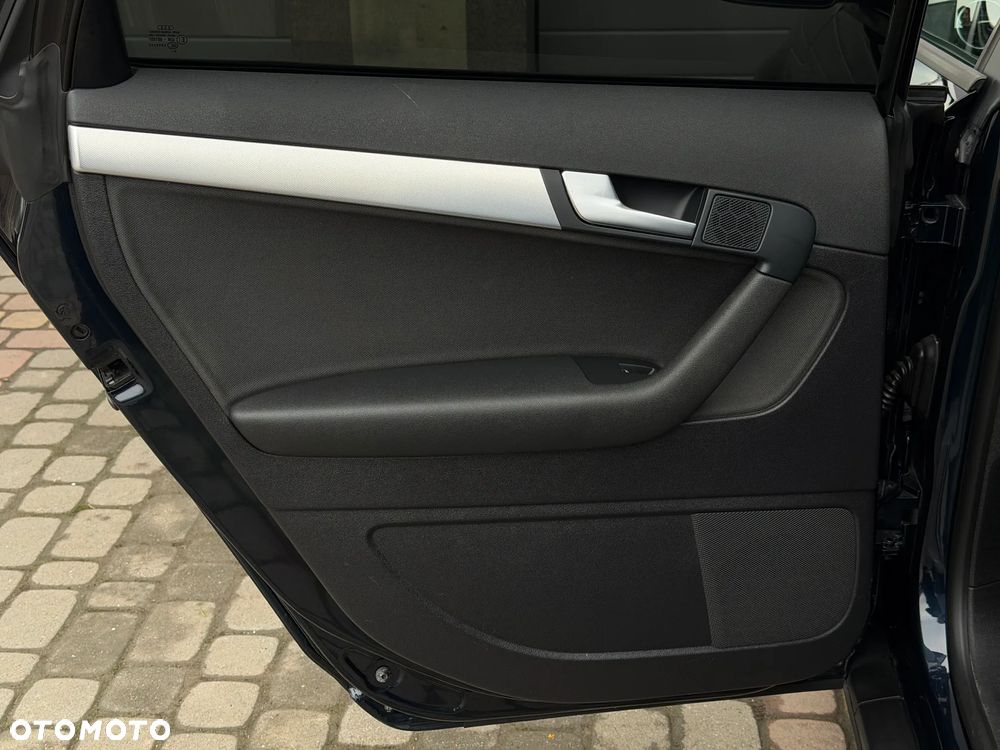 Audi A3 Sportback 2.0 TDI Ambiente - 37