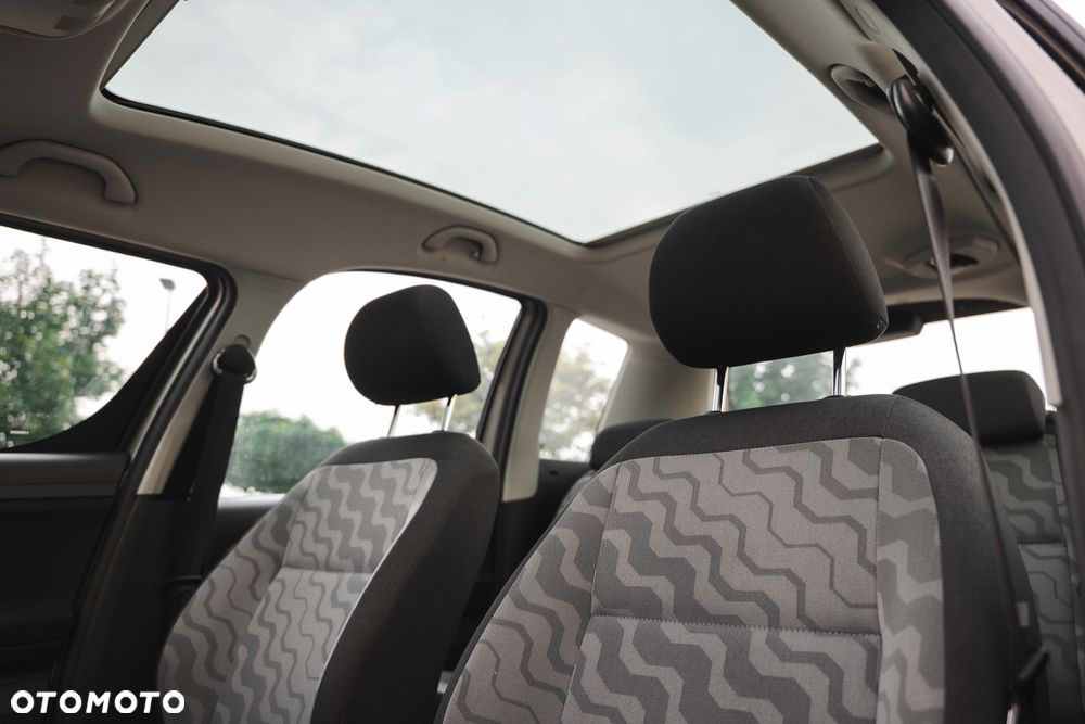 Skoda Roomster - 8