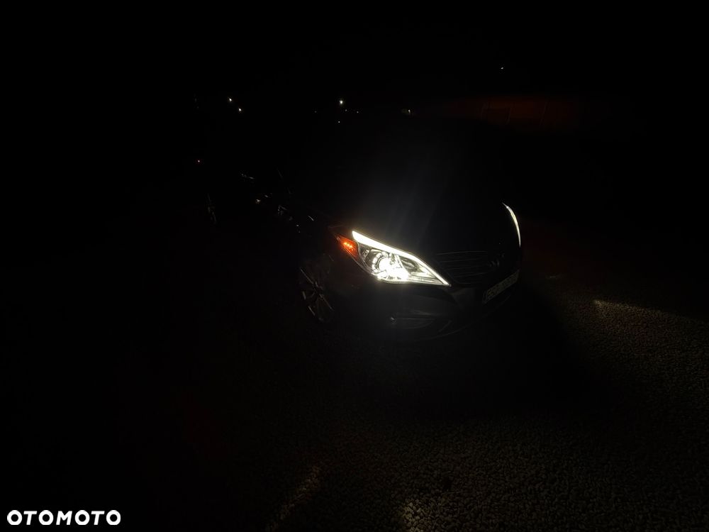 Hyundai Azera - 10