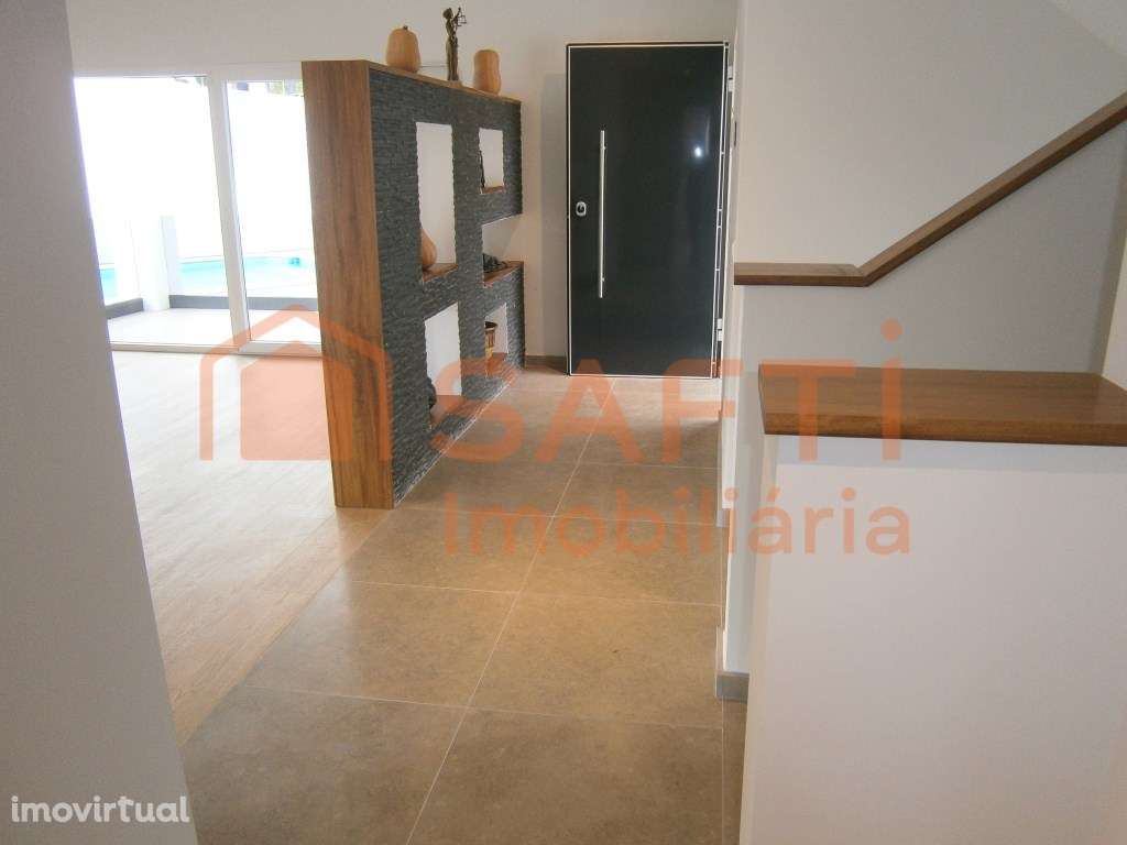 Excelente Moradia Nova à venda em Alverca do Ribatejo - Grande imagem: 3/32