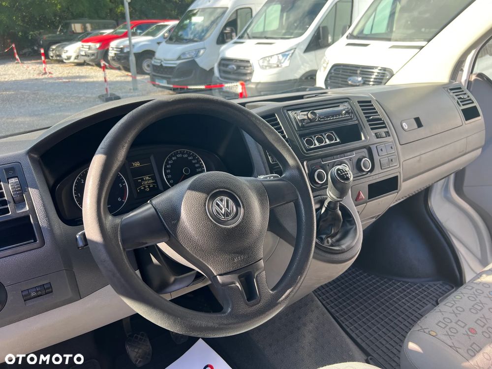Volkswagen Transporter Furgon Long L2H1 T5 FL 4x4 4Motion 2.0 TDI 140KM Salon PL HAK FV23% - 13