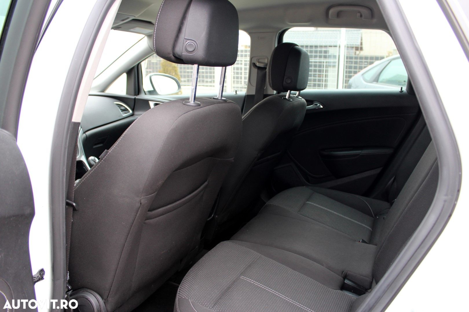 Opel Astra - 9