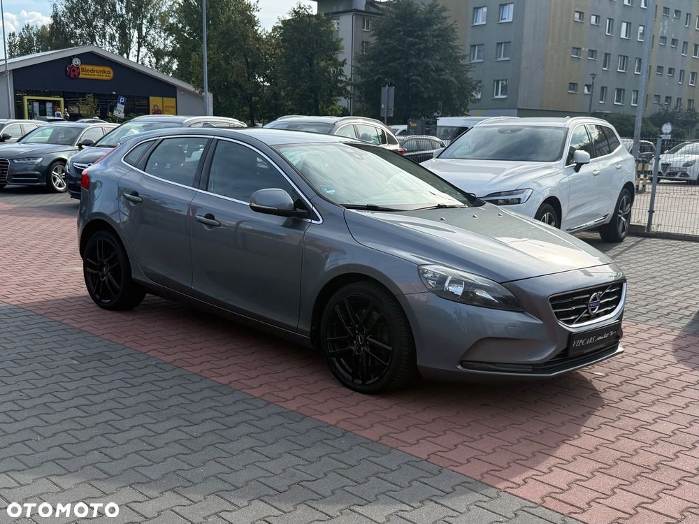 Volvo V40 D4 Drive-E Momentum - 12