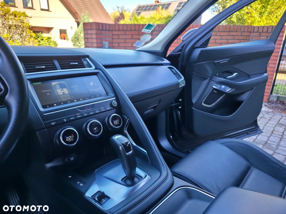 Jaguar E-Pace 2.0 i4D AWD SE - 20