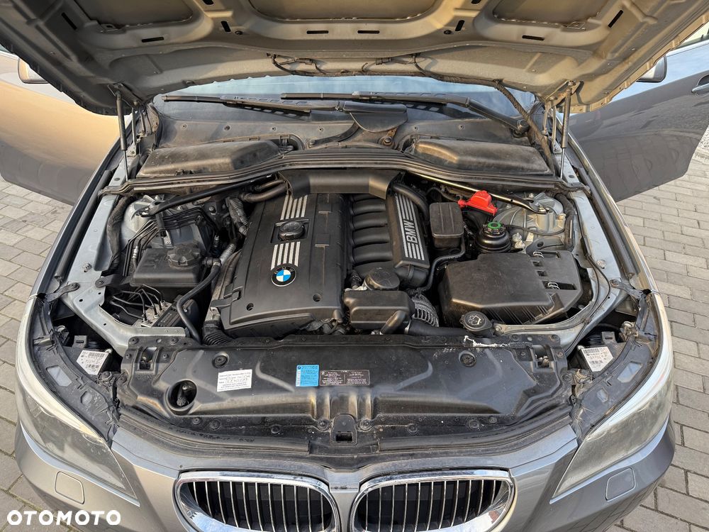 BMW Seria 5 530i - 17