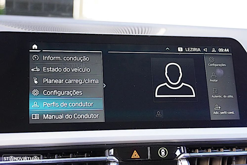 BMW 330 e Touring Auto - 42