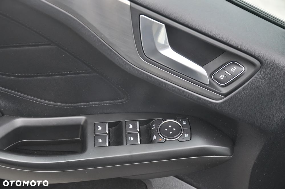 Ford Focus - 17