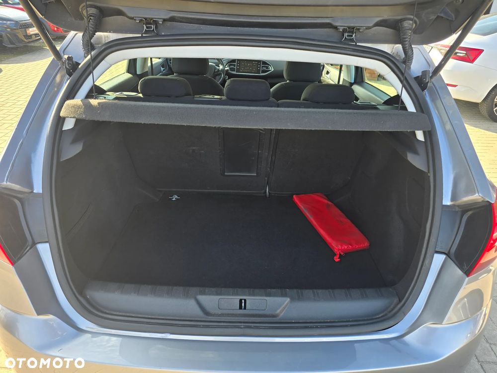 Peugeot 308 - 19