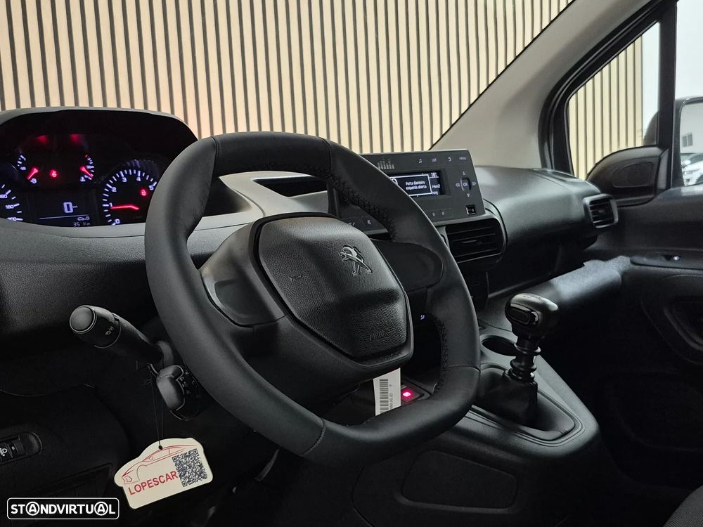 Peugeot Partner HDI - 2022 - 78.000KM | GARANTIA | NACIONAL - 3 Lug. - 17