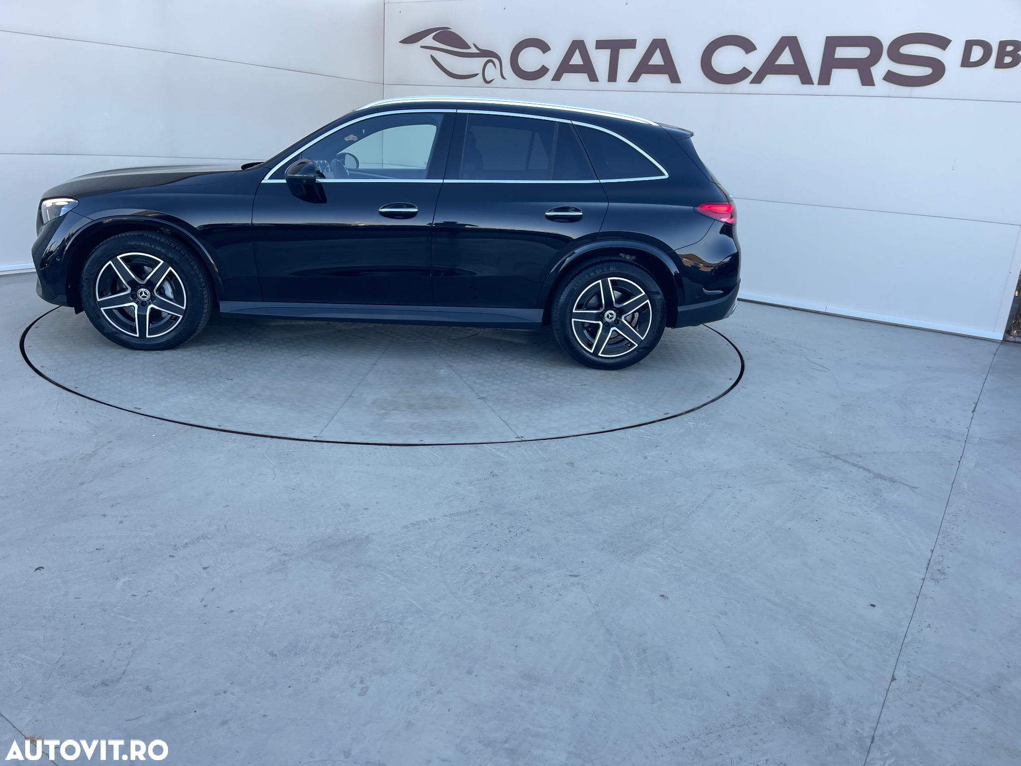 Mercedes-Benz GLC 220 d 4Matic 9G-TRONIC AMG Line Advanced - 9