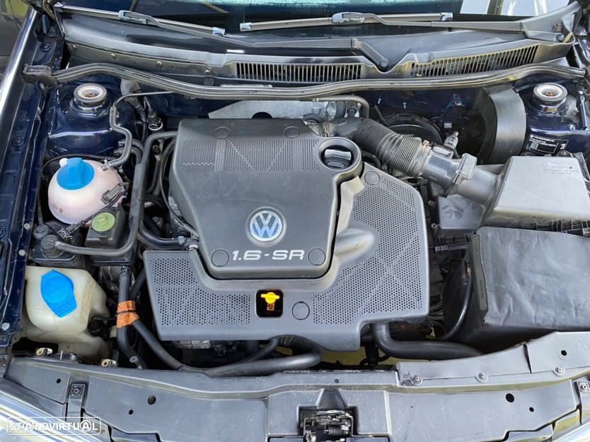 VW Golf 1.6 GT - 13