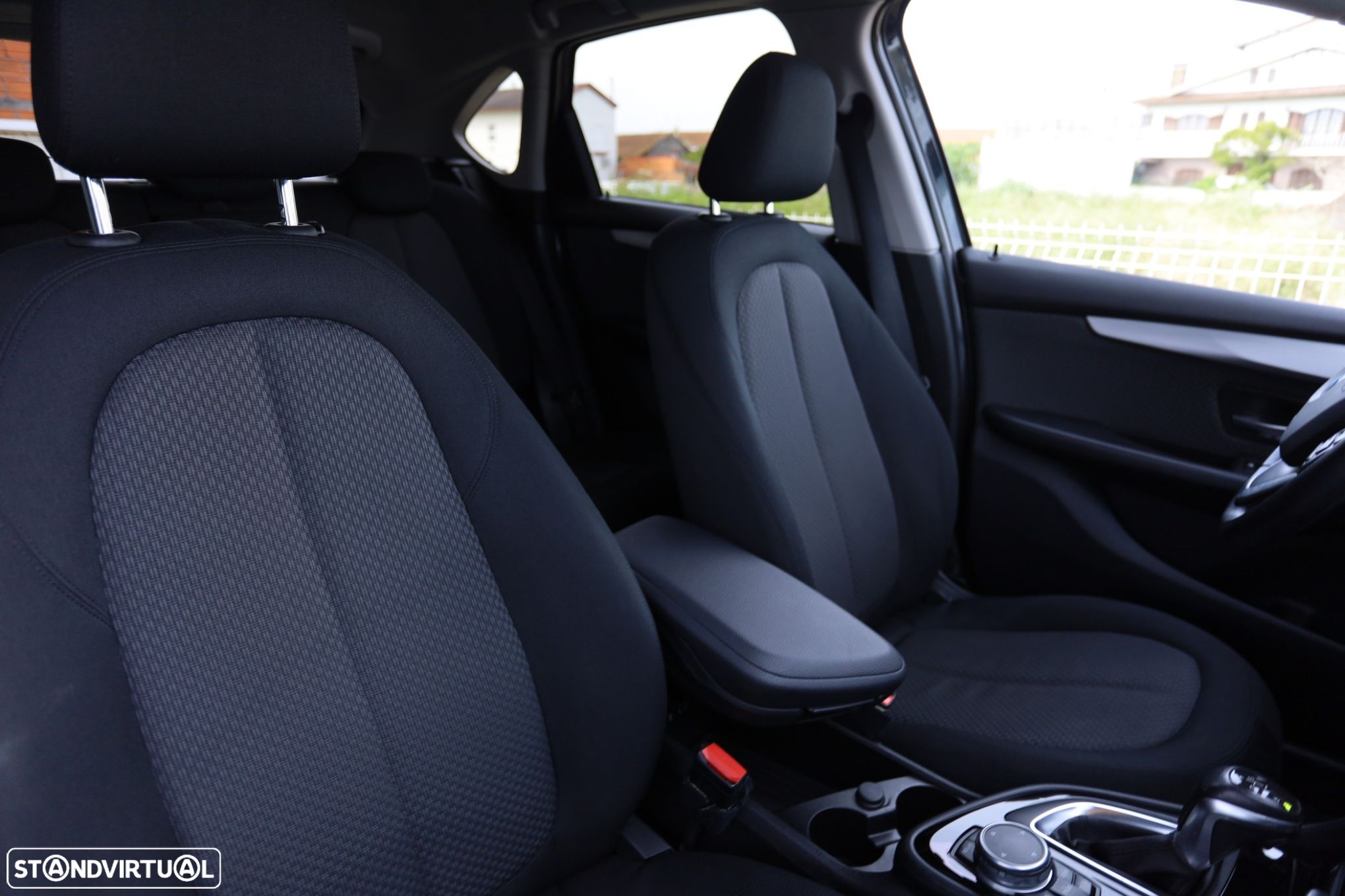 BMW 218 Active Tourer d Line Luxury Auto - 17