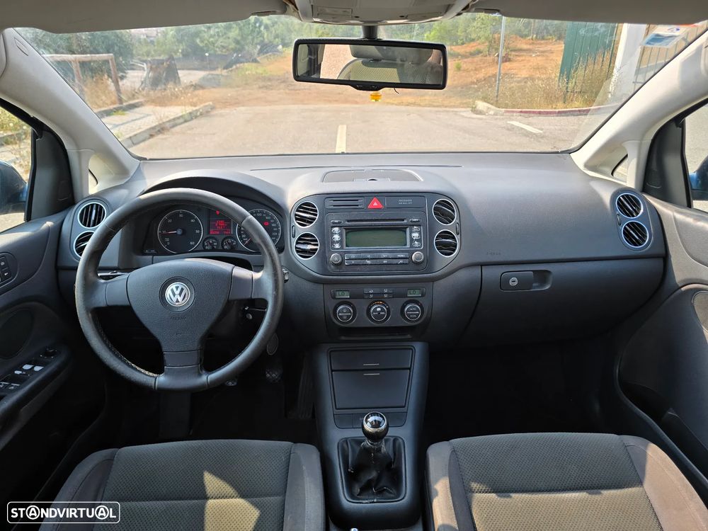 VW Golf Plus 1.9 TDi Trendline AC - 8