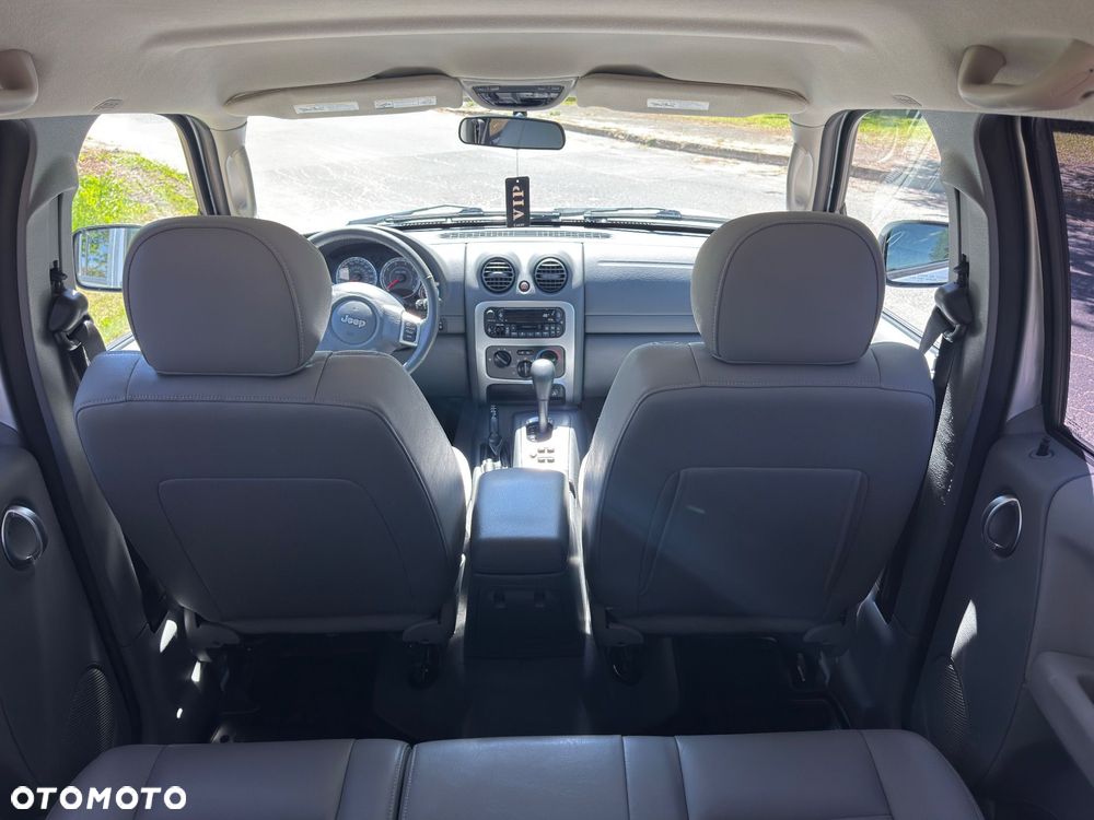 Jeep Cherokee 3.7 Limited - 27
