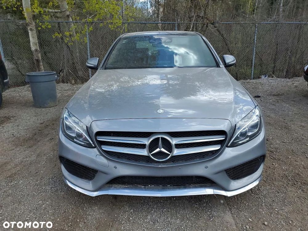 Mercedes-Benz Klasa C 300 9G-TRONIC AMG Line - 5